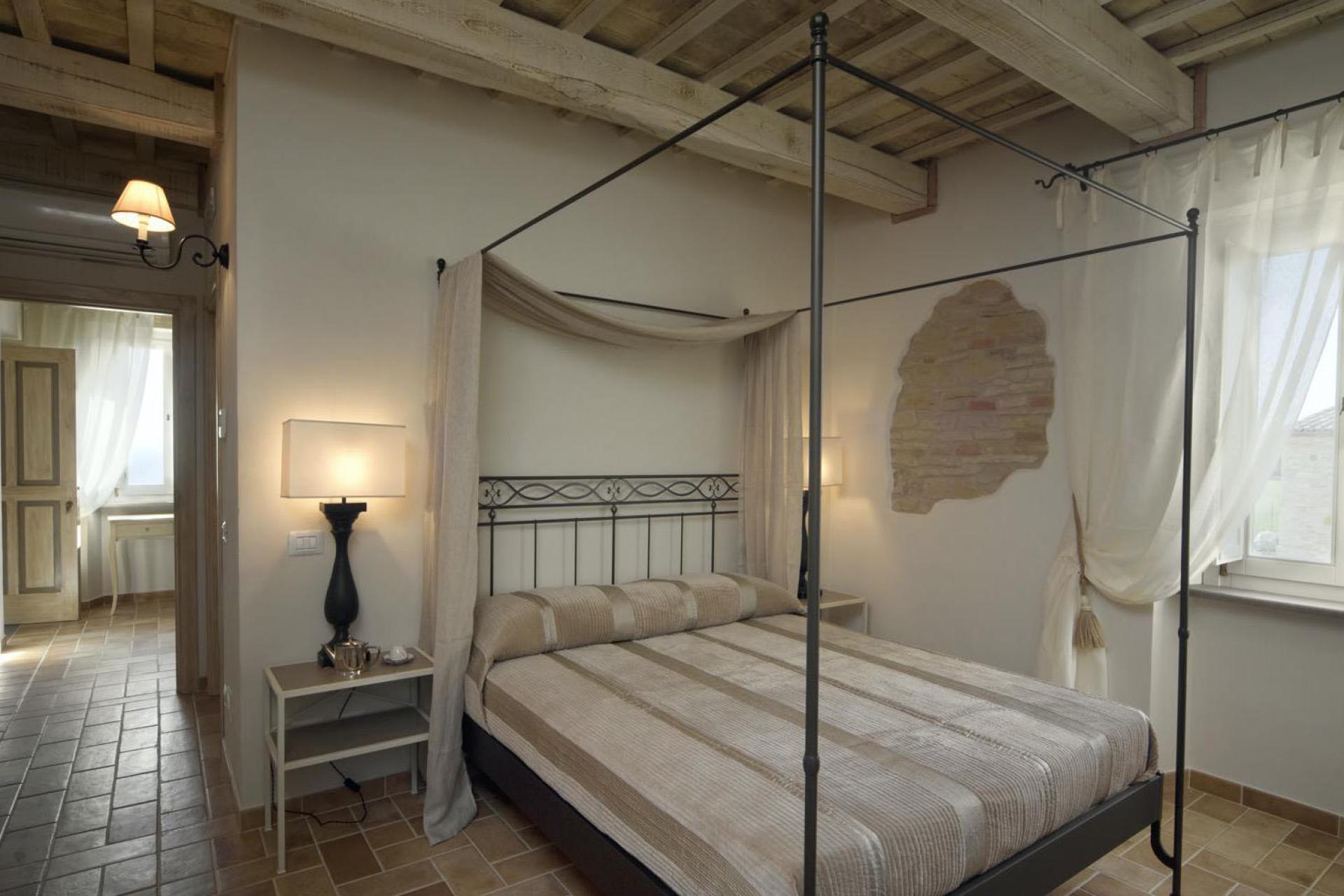 Agriturismo Marche Agriturismo Marche, elegant rooms and a sea view