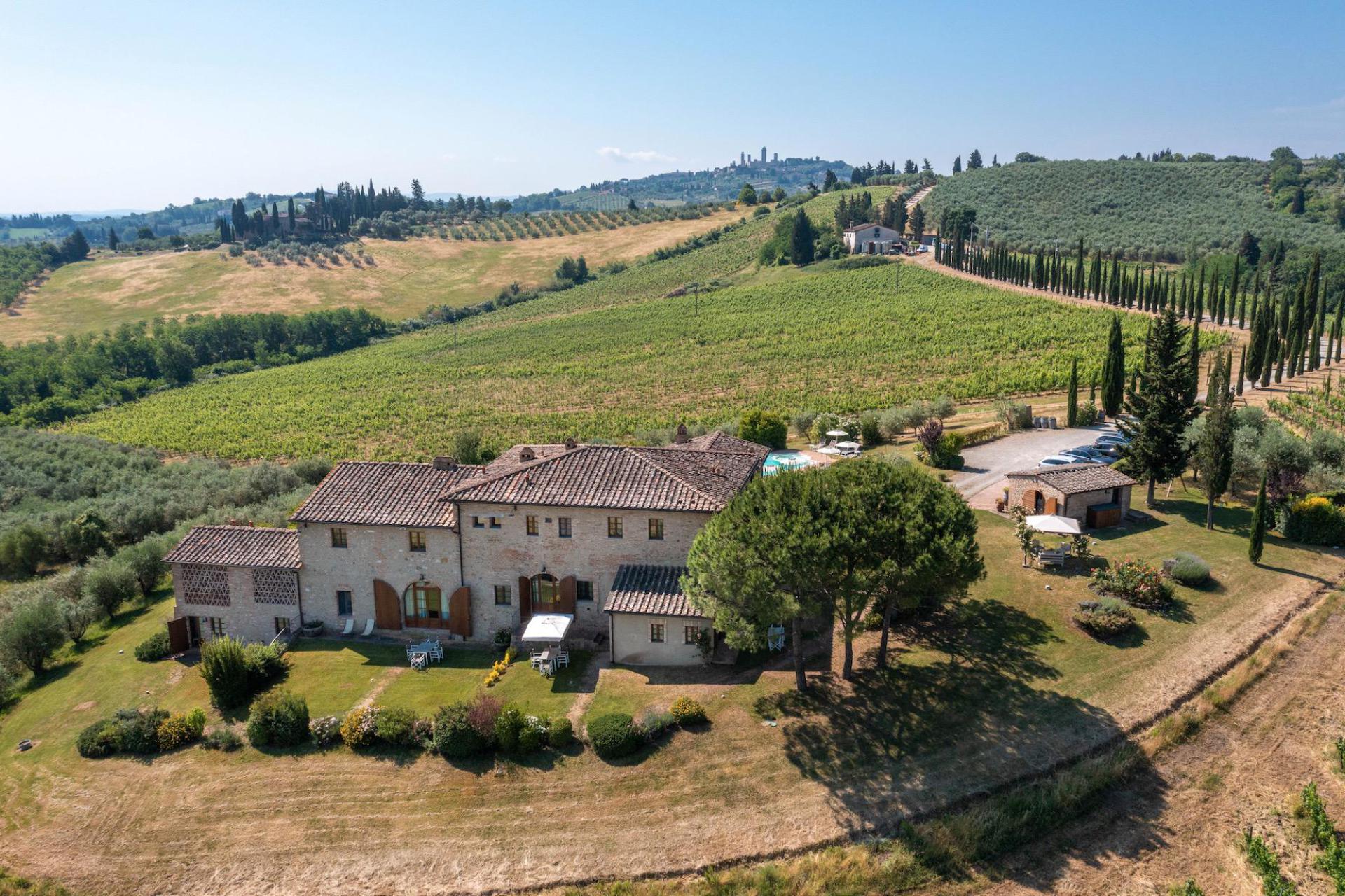 Agriturismo Tuscany Luxury agriturismo and winery near San Gimignano