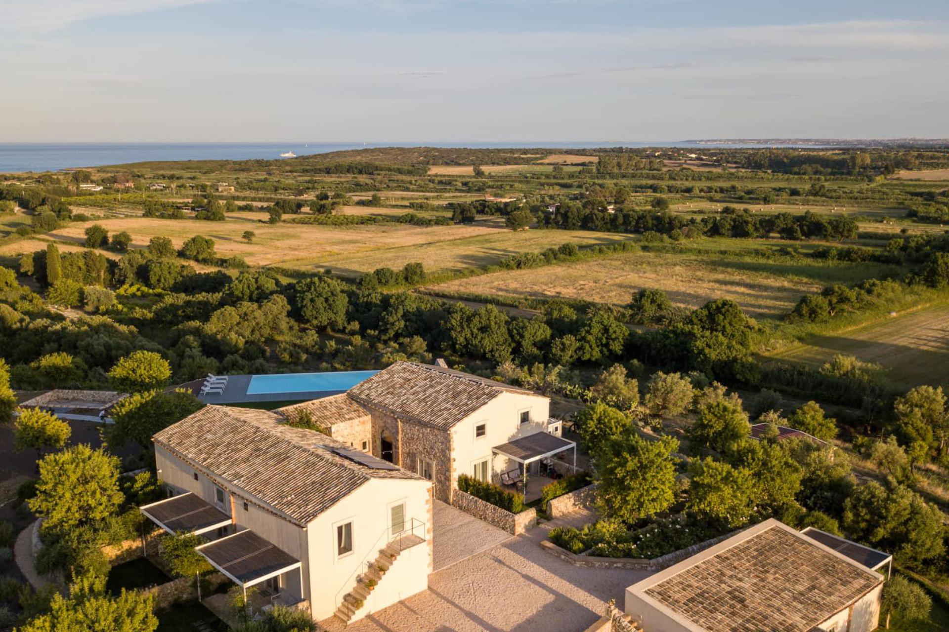 Organic country house in Sicily