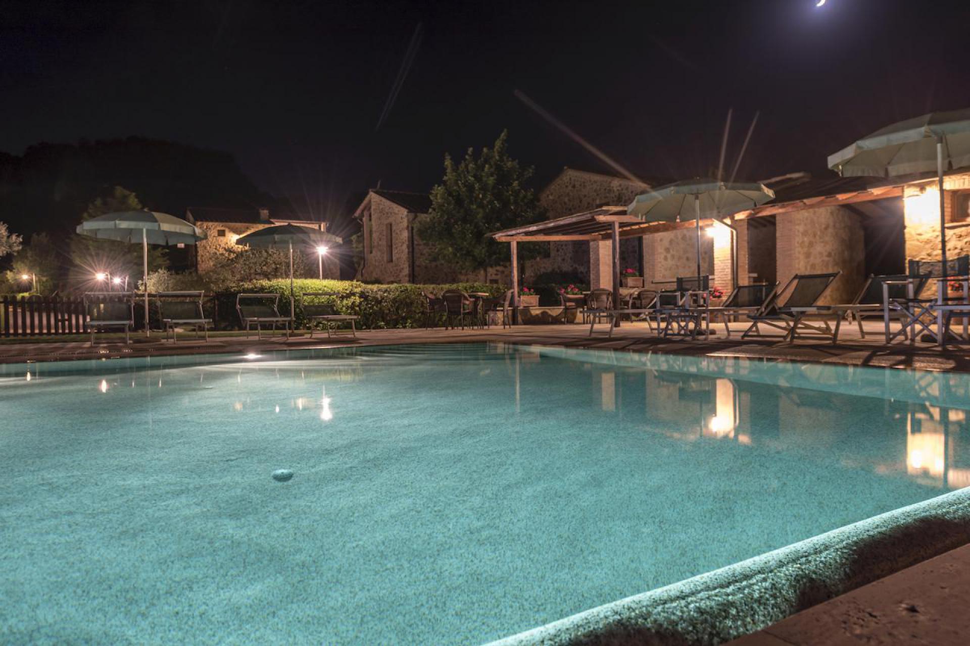 Family residence with fantastic pool