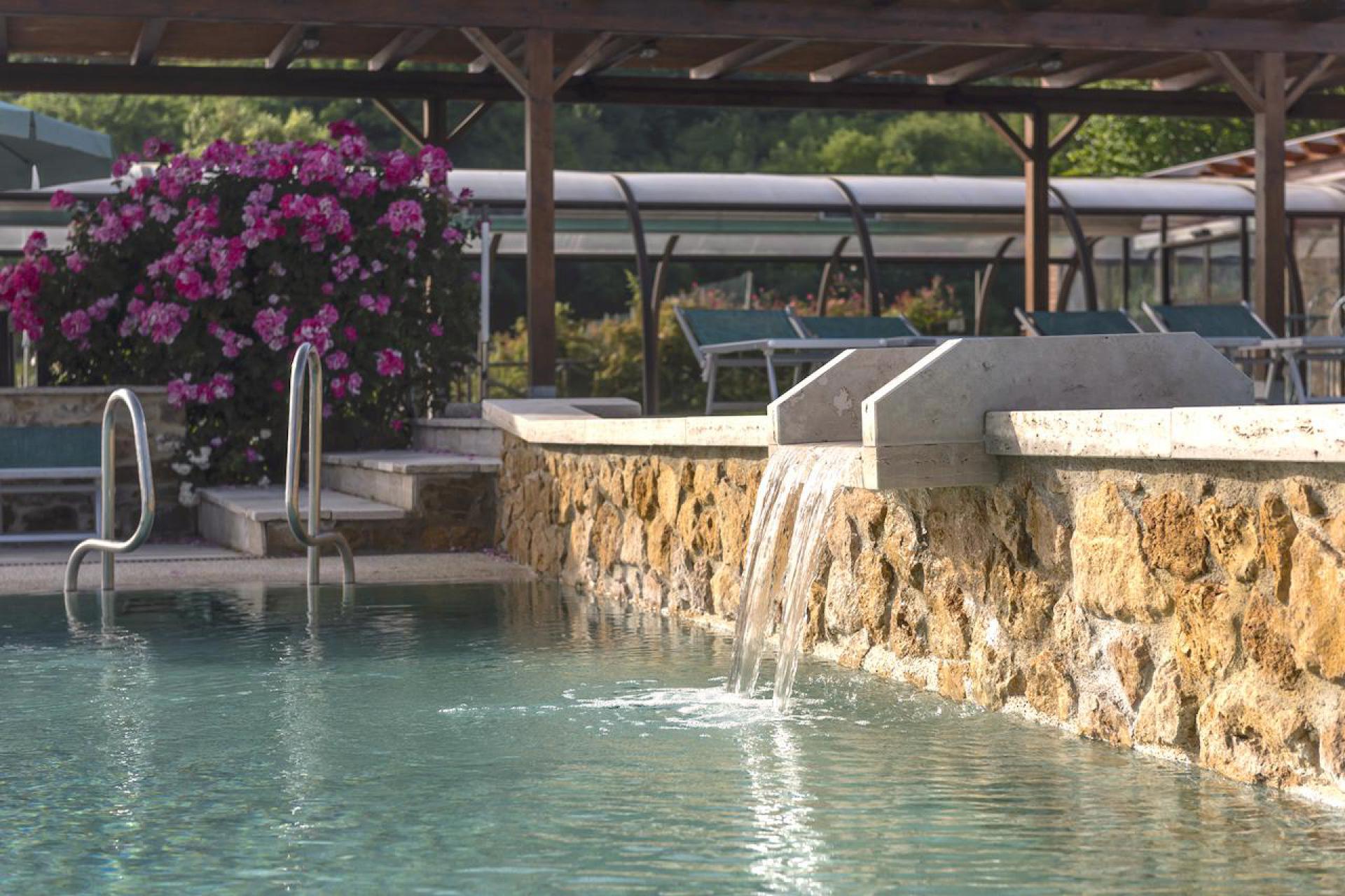 Tuscan country resort with 4 beautiful pools