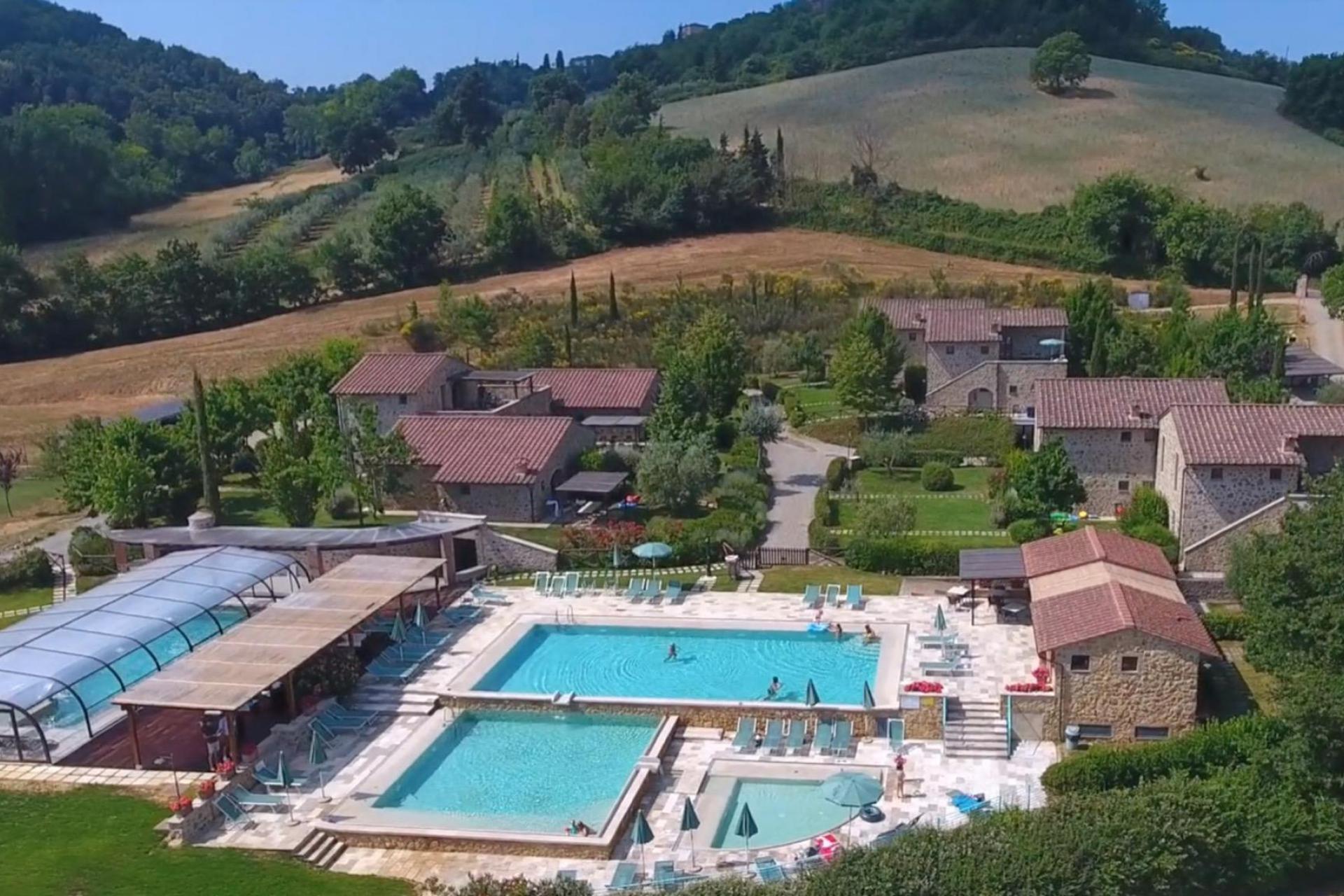 Family resort with 4 swimming pools and restaurant
