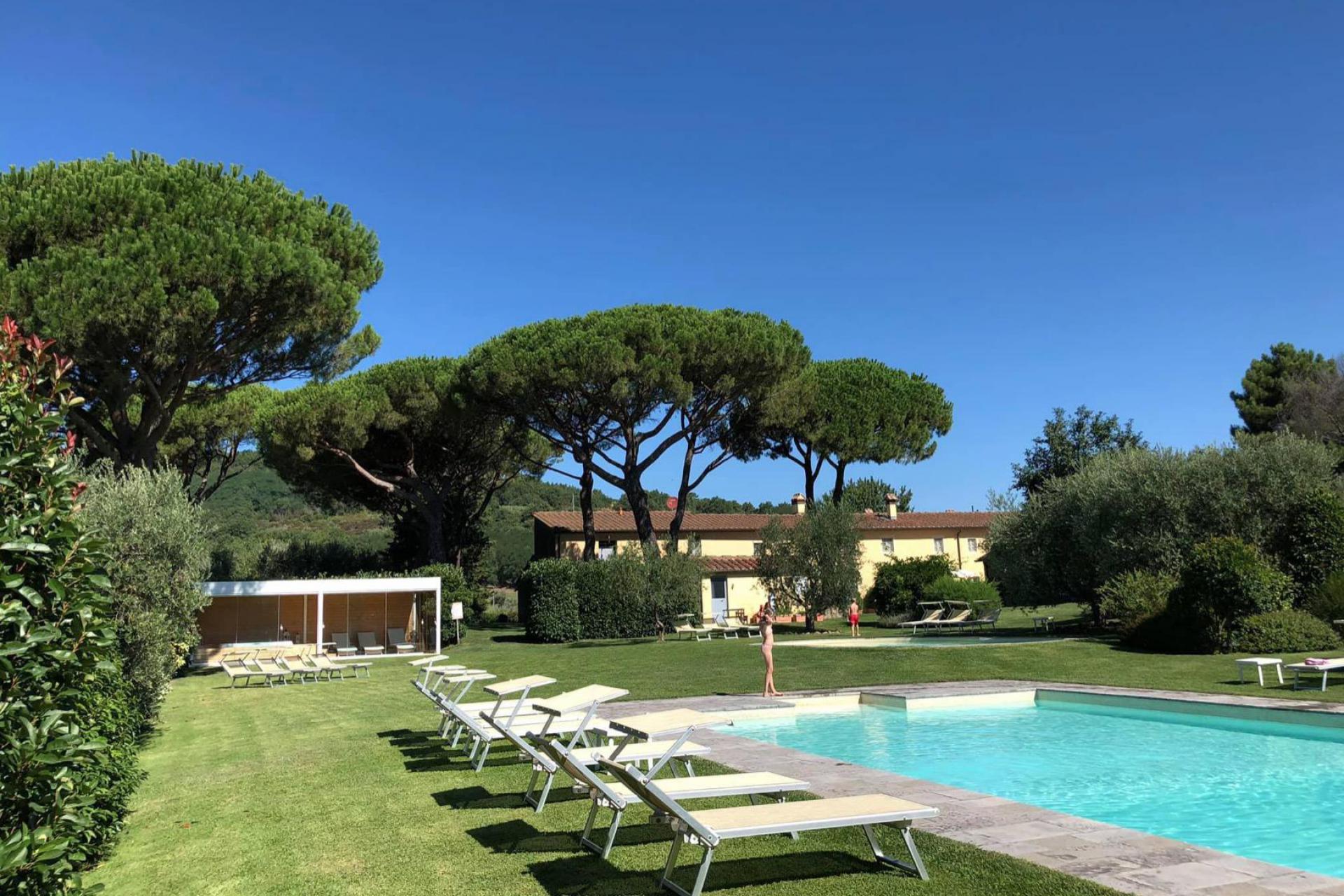 Nice child-friendly agriturismo in northern Tuscany