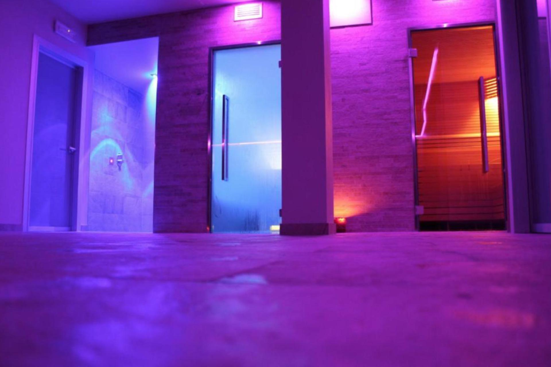 Residence Lake Como, child friendly and large pool