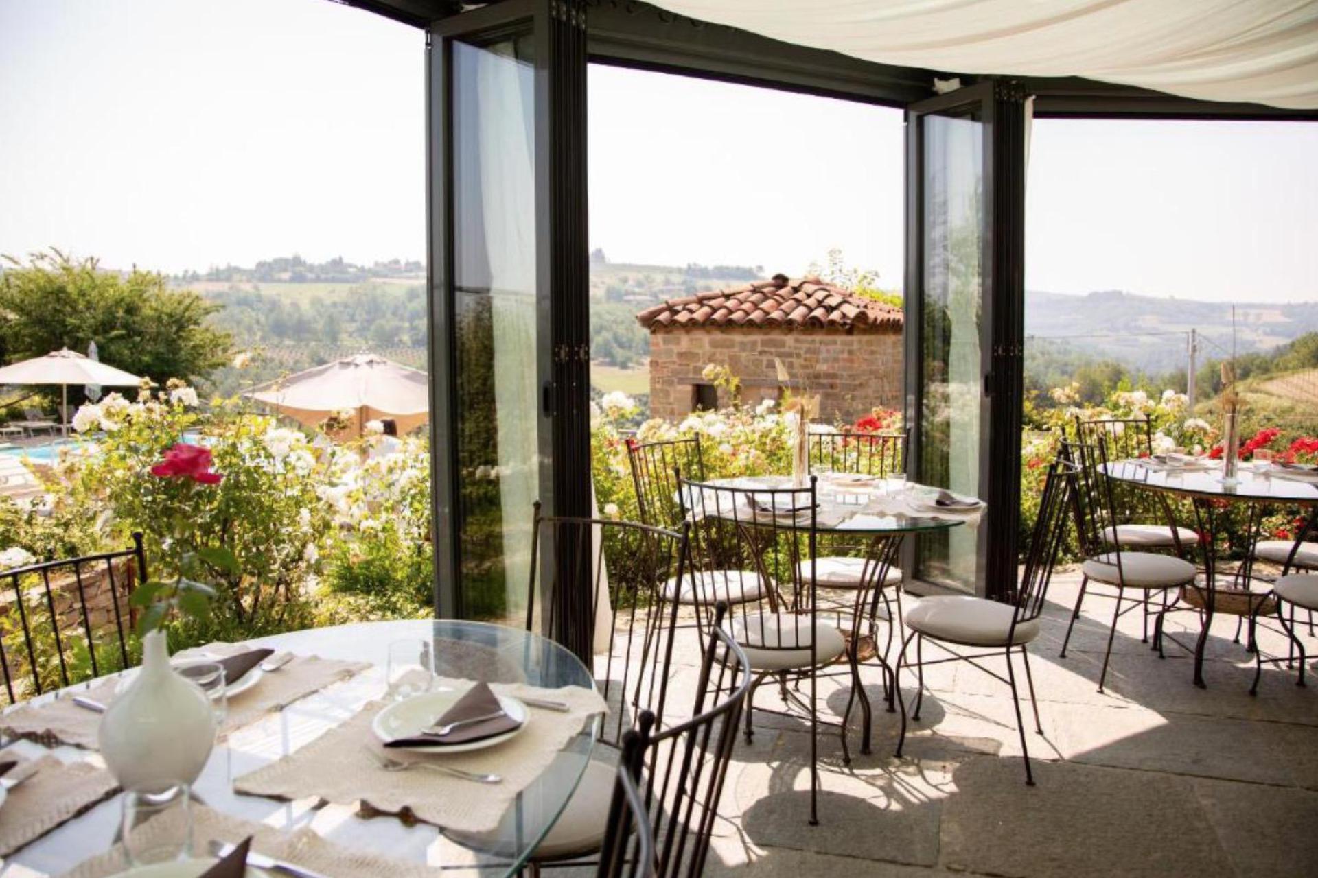 Beautiful rooms with breakfast and restaurant in Piedmont
