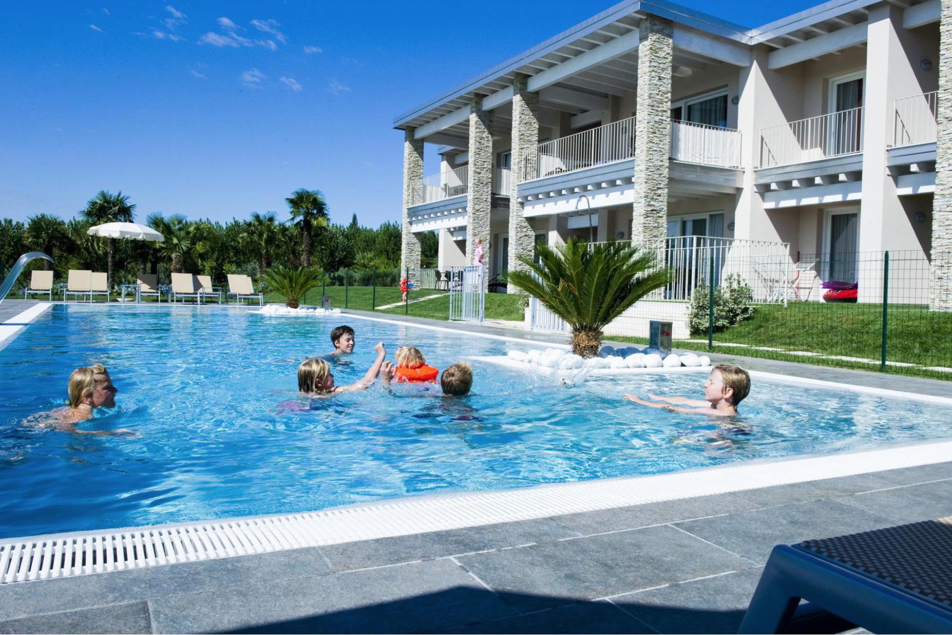 Modern, child-friendly residence within walking distance of Lake Garda