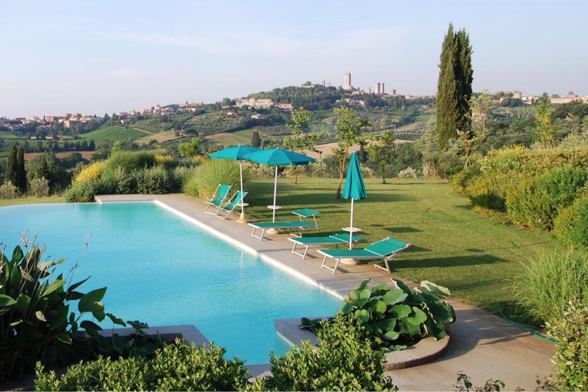 Agriturismo in Tuscany with unique view of San Gimignano