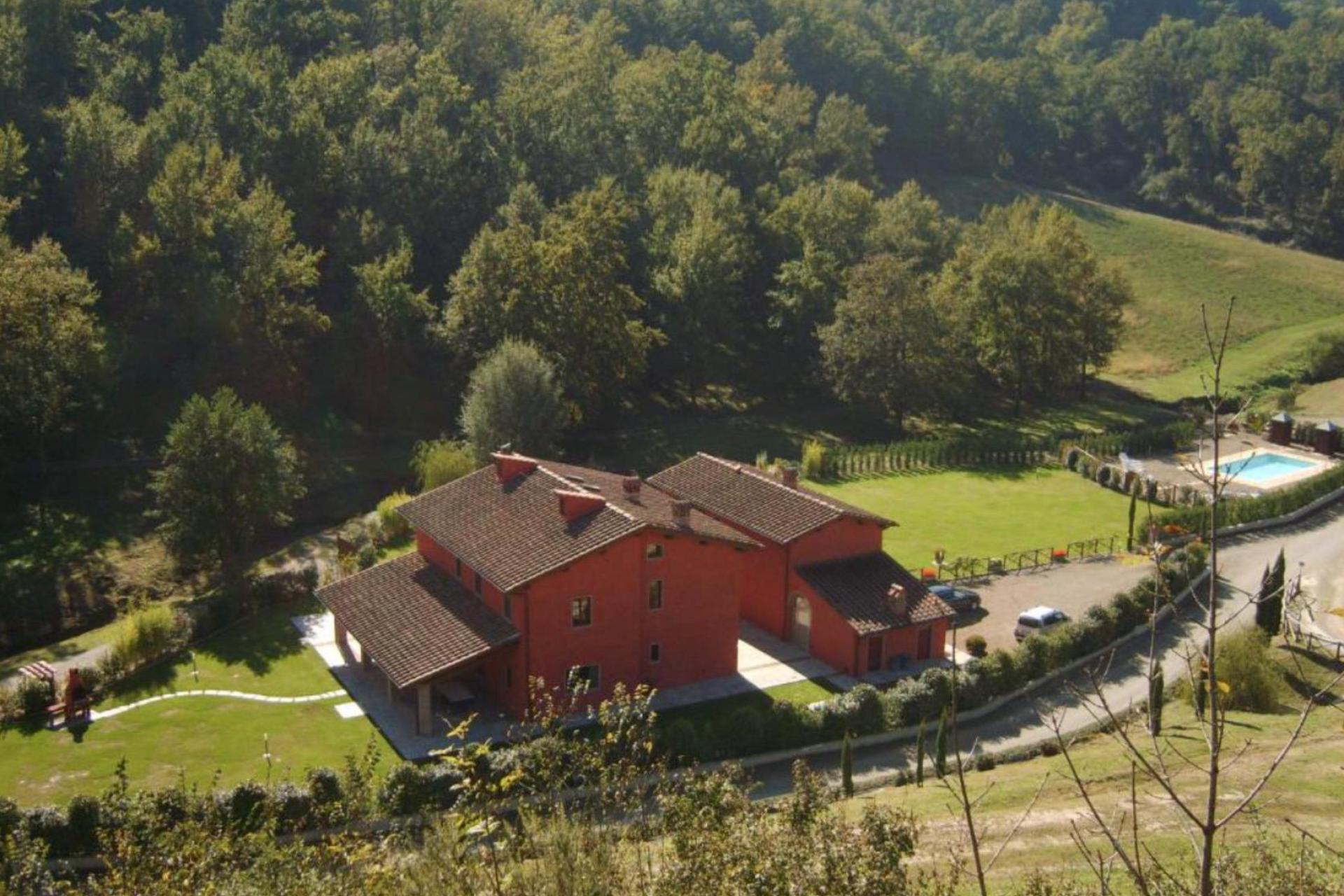 Authentic villa 45 minutes from Florence