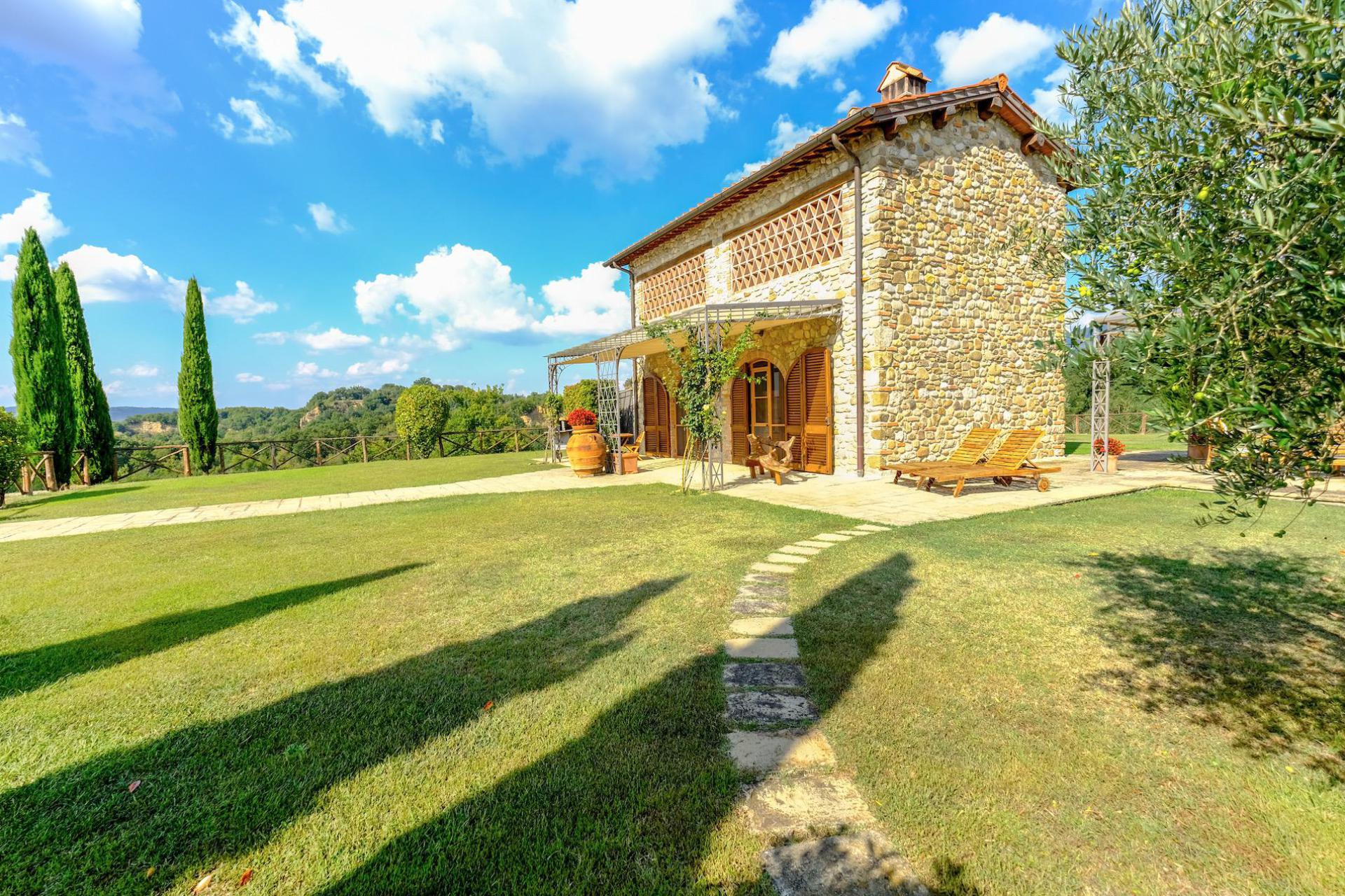 Agriturismo on beautiful estate near Florence