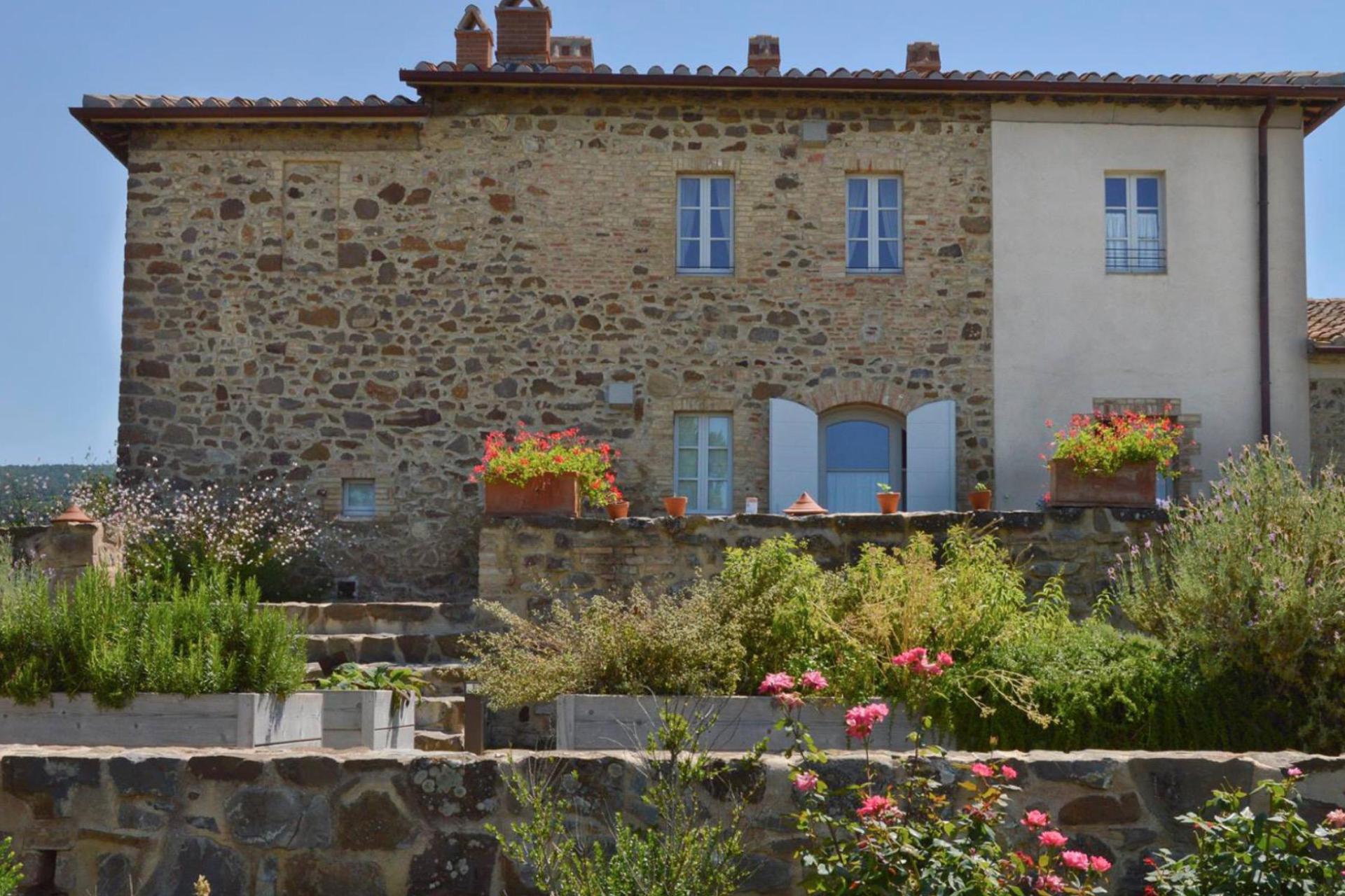 Wonderful agriturismo near Montalcino
