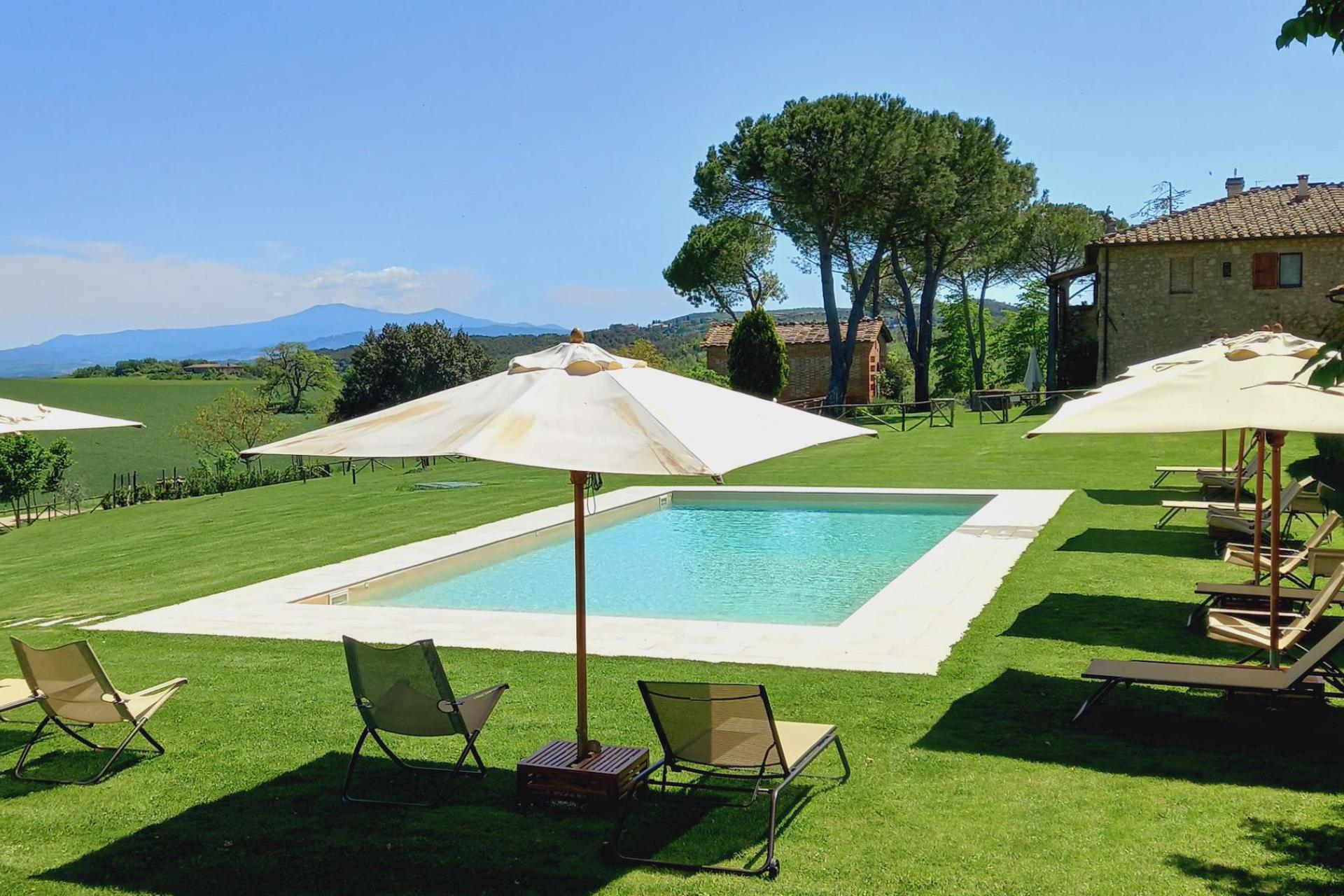Quietly situated agriturismo in Tuscany with nice views