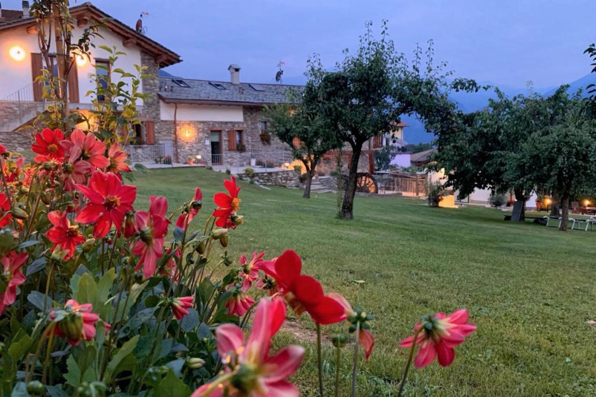 Hospitable agriturismo on Lake Como with a homely atmosphere