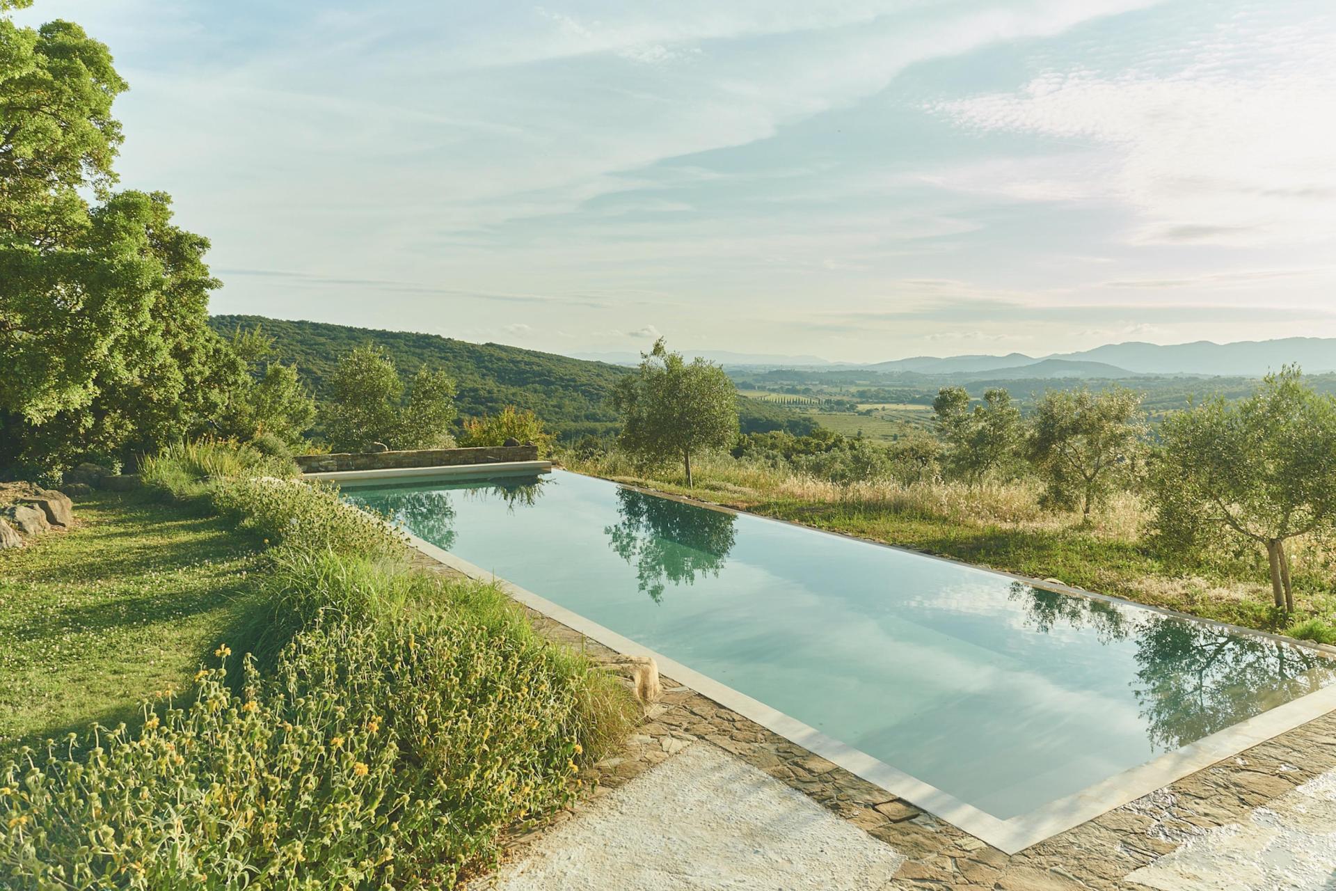 Peacefully located agriturismo near the Tuscan coast