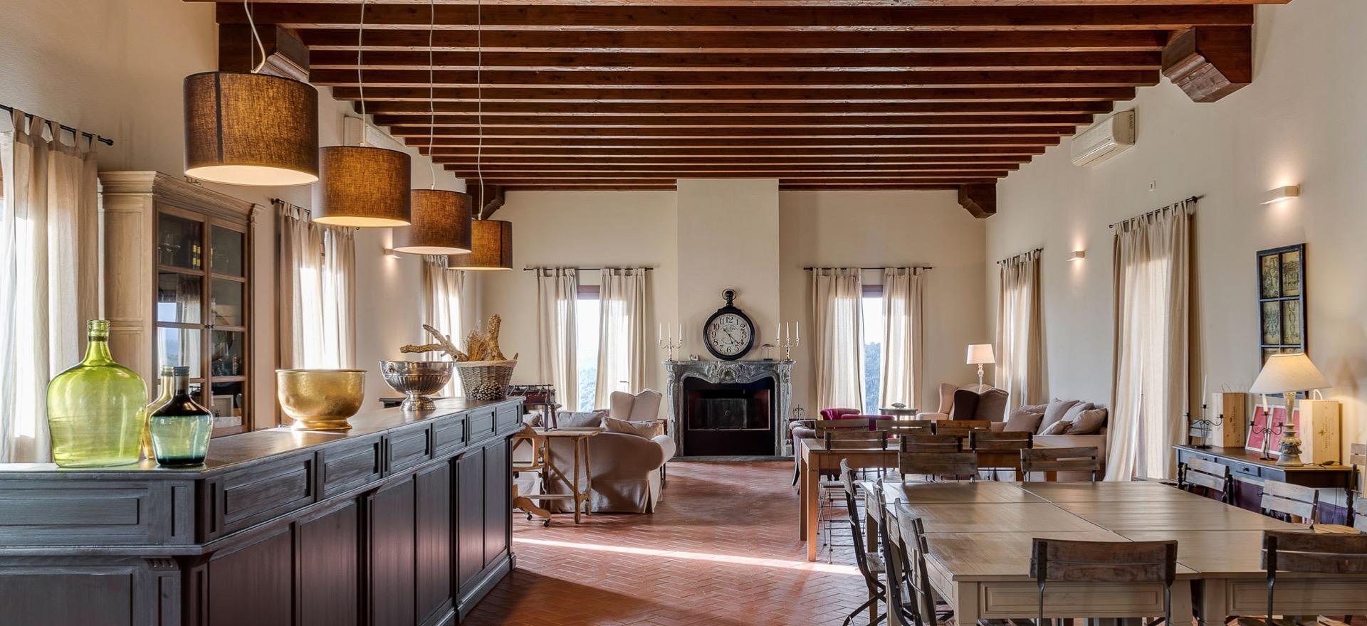 Agriturismo Tuscany Agriturismo between vineyards south of Siena