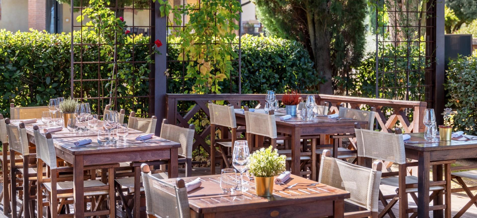 Agriturismo Tuscany Agriturismo in Tuscany with restaurant and panoramic wine bar