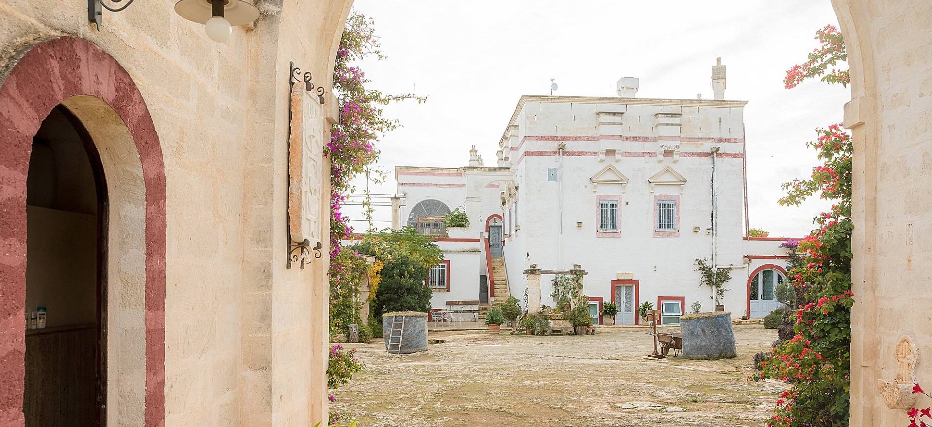 Agriturismo Puglia Agriturismo Puglia with unique design interior