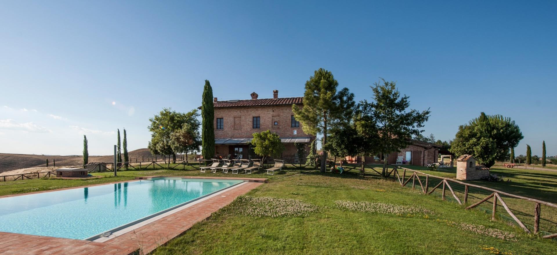 Agriturismo Tuscany Agriturismo Siena for peace, nature, luxury and comfort