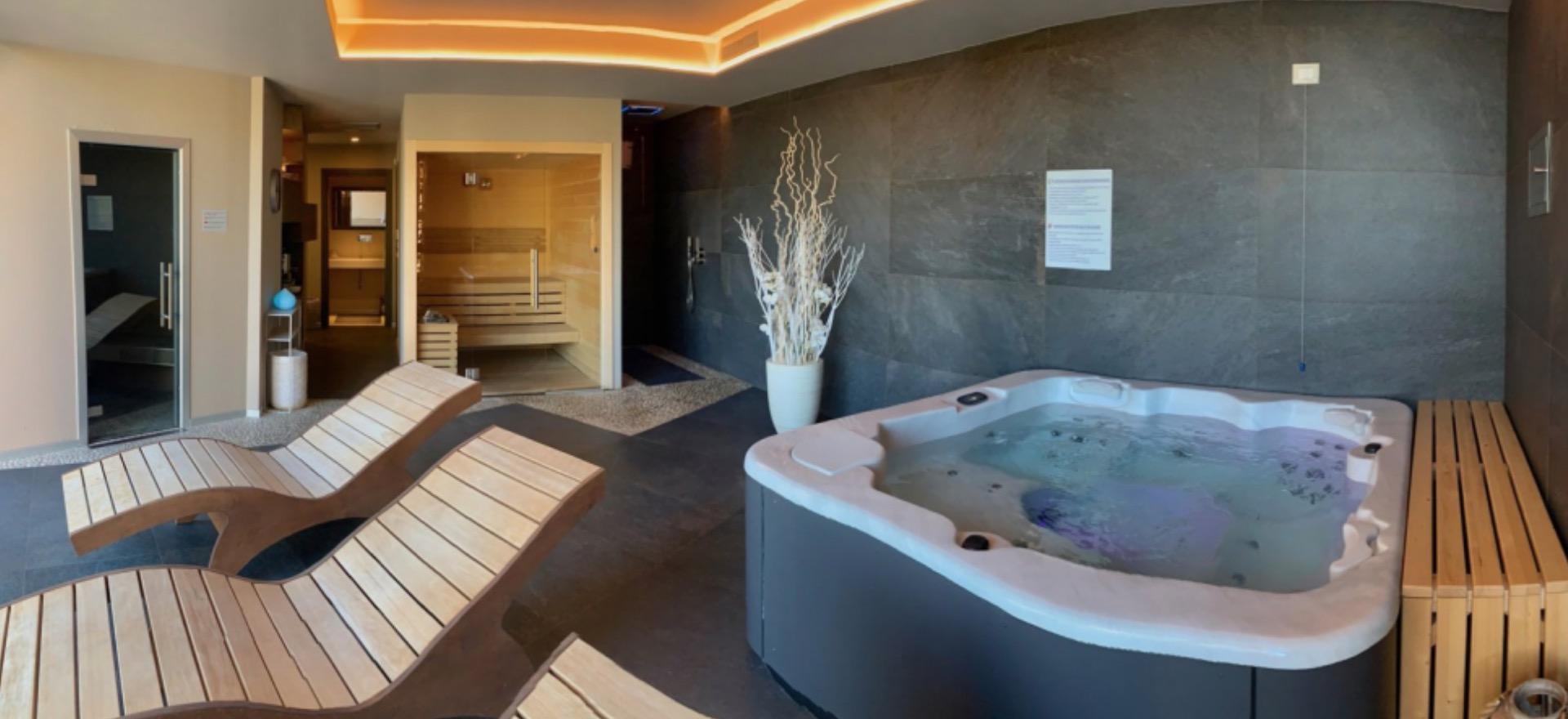 Agriturismo Piedmont Apartments with swimming pool in Piedmont