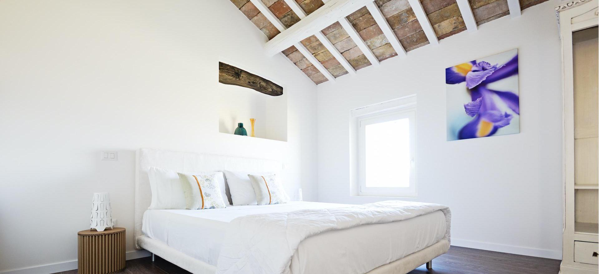 Agriturismo Marche Attractively situated country house with bistro
