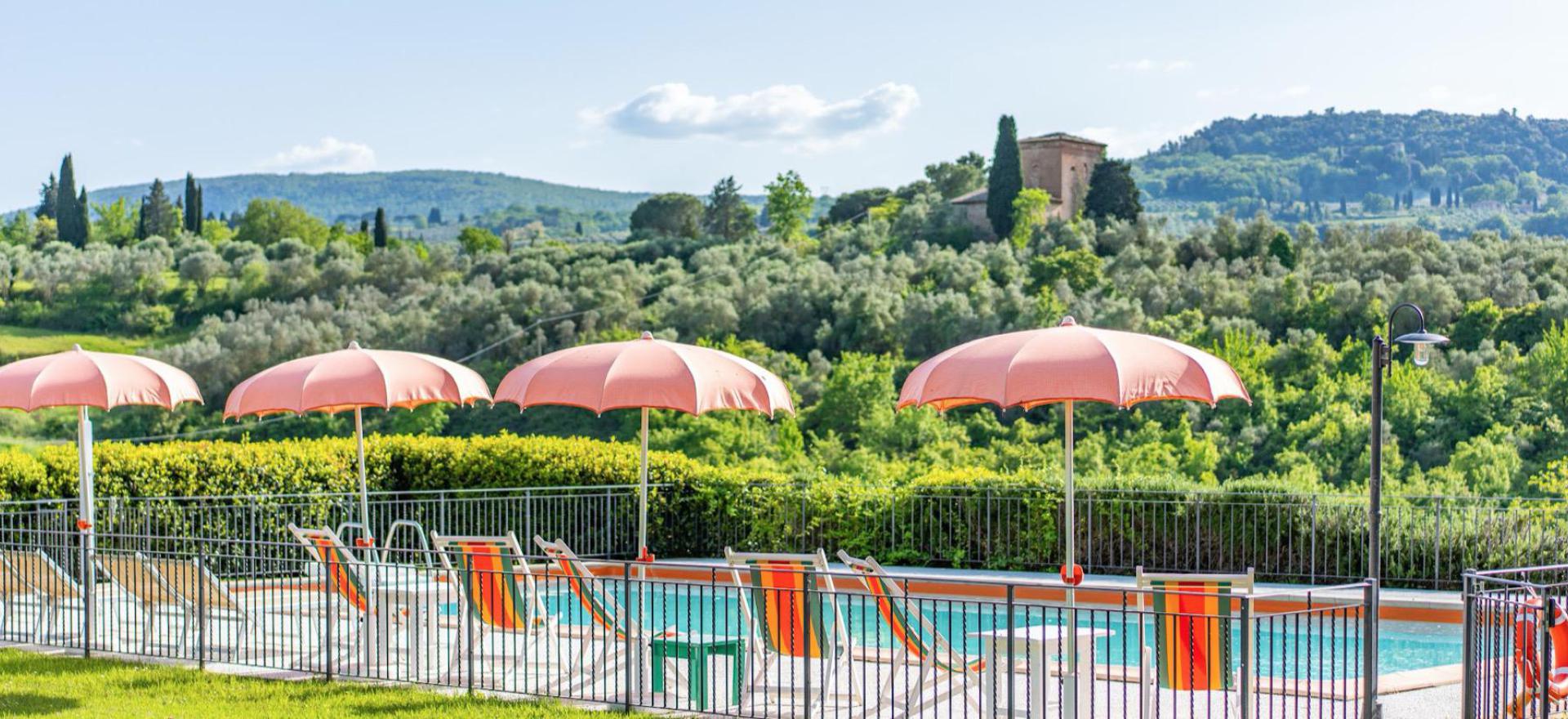 Agriturismo Tuscany Authentic agriturismo in Tuscany with great views