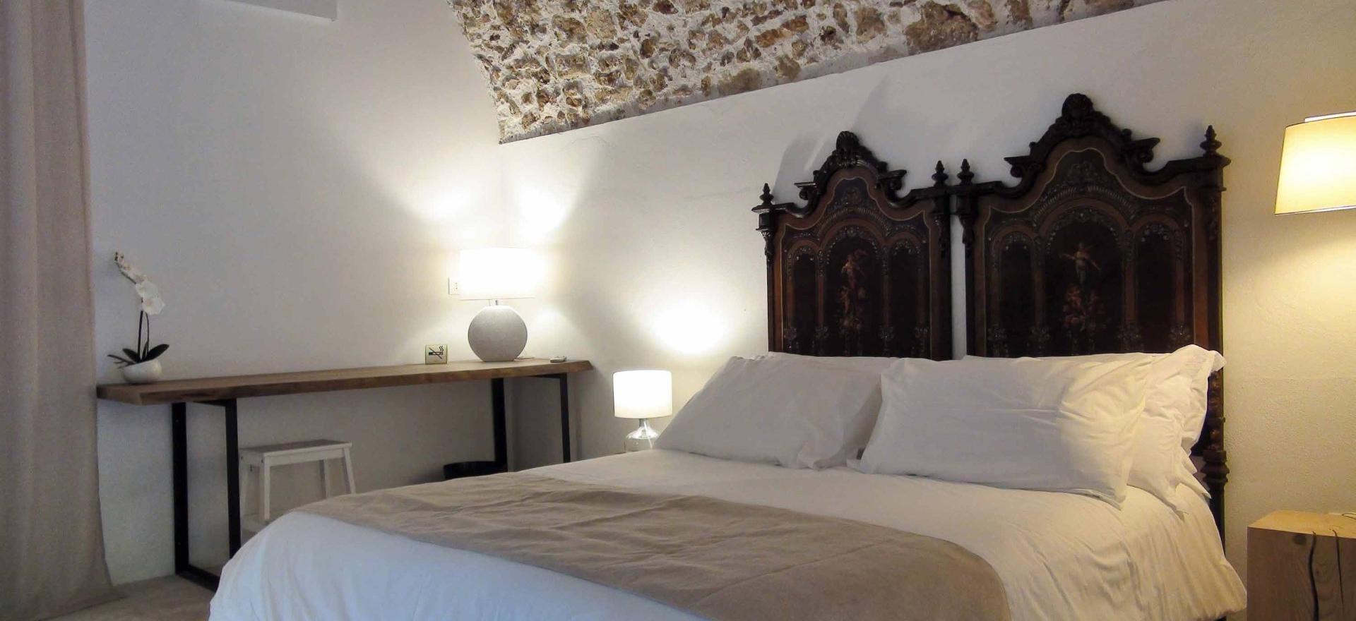 Agriturismo Sicily Authentic agriturismo near the sea with a romantic courtyard