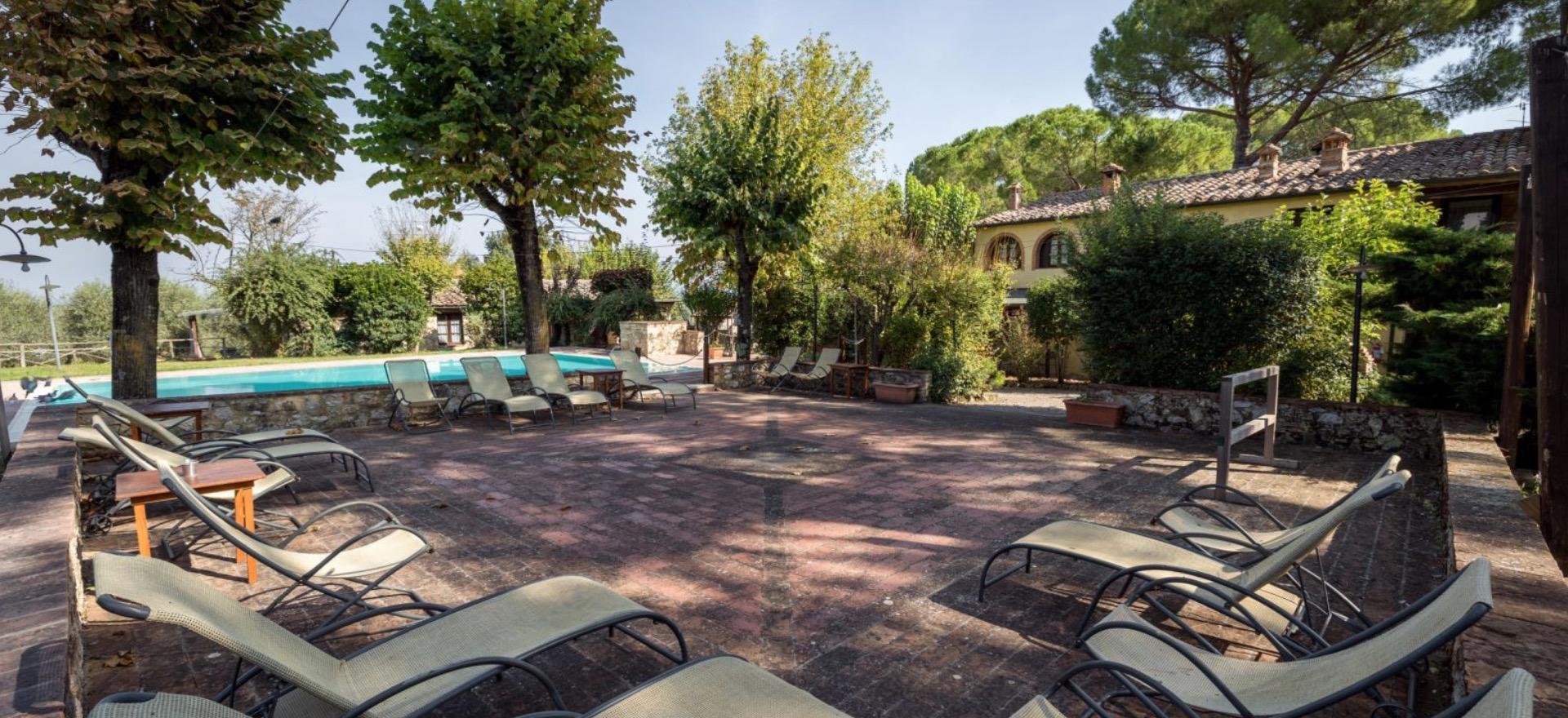 Agriturismo Tuscany Characteristic agriturismo centrally located in Tuscany