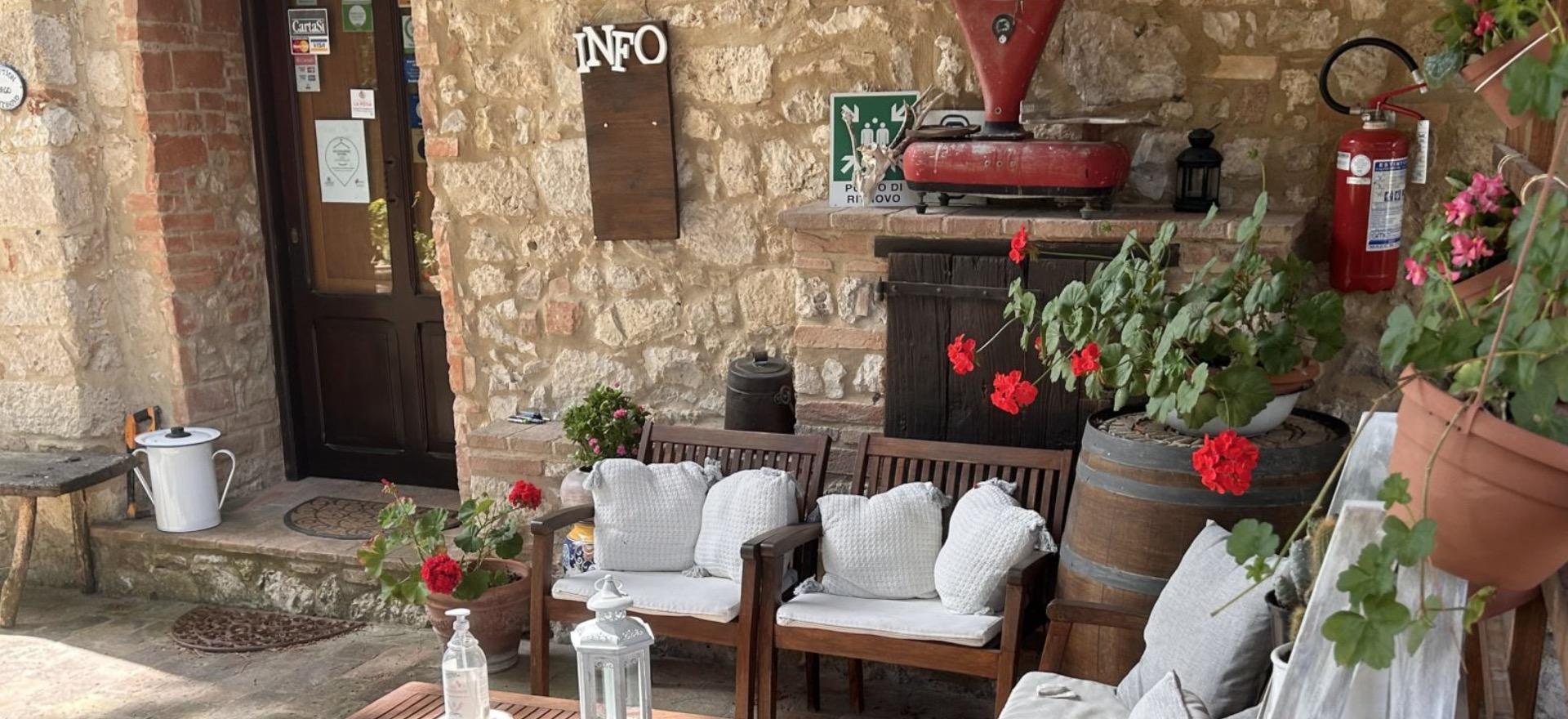 Agriturismo Tuscany Characteristic agriturismo centrally located in Tuscany