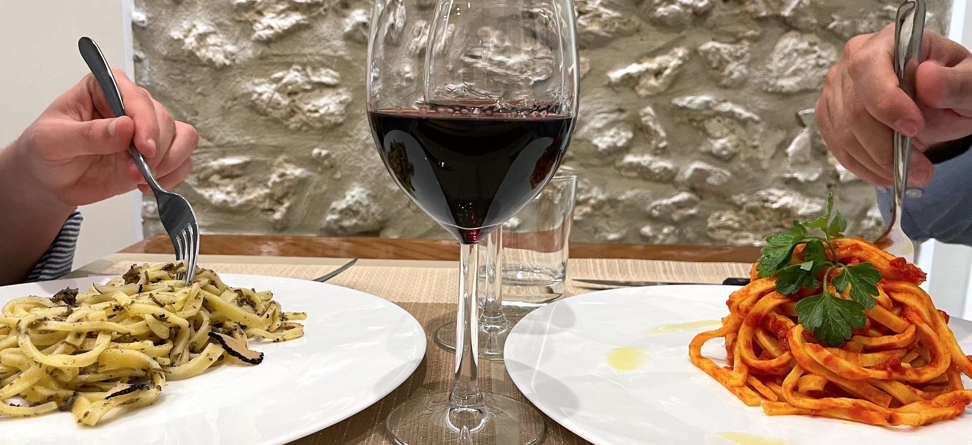 Agriturismo Umbria Cozy agriturismo with a restaurant and homemade dishes