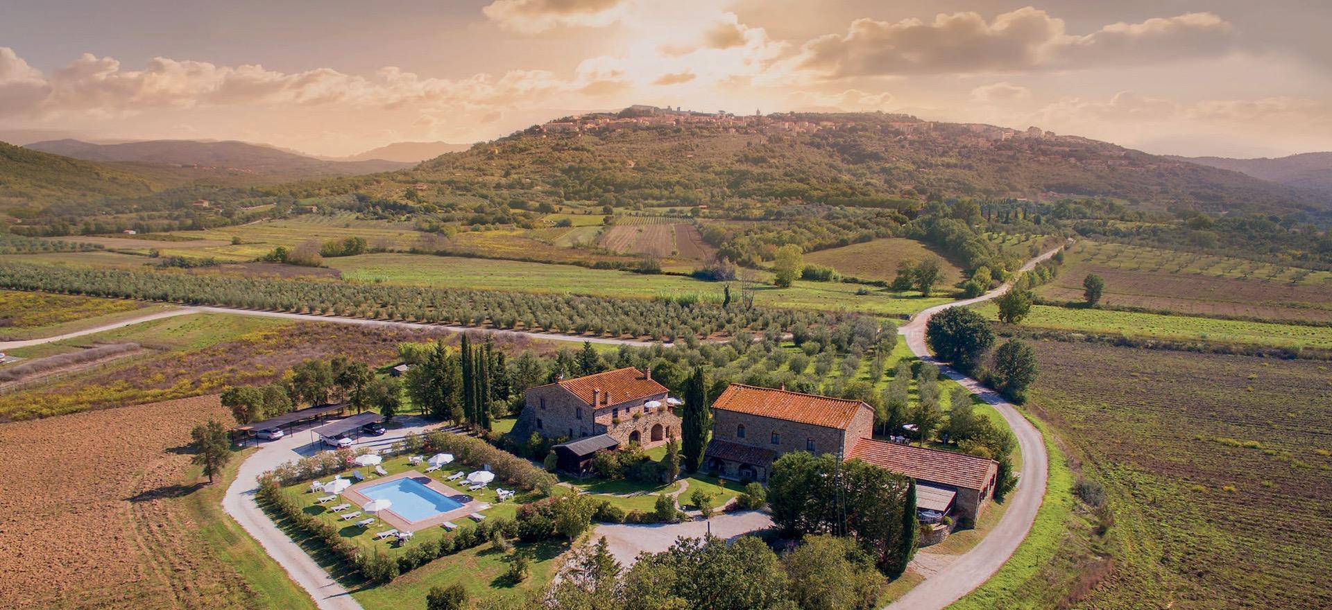 Agriturismo Tuscany Family-friendly agriturismo in Tuscany with restaurant