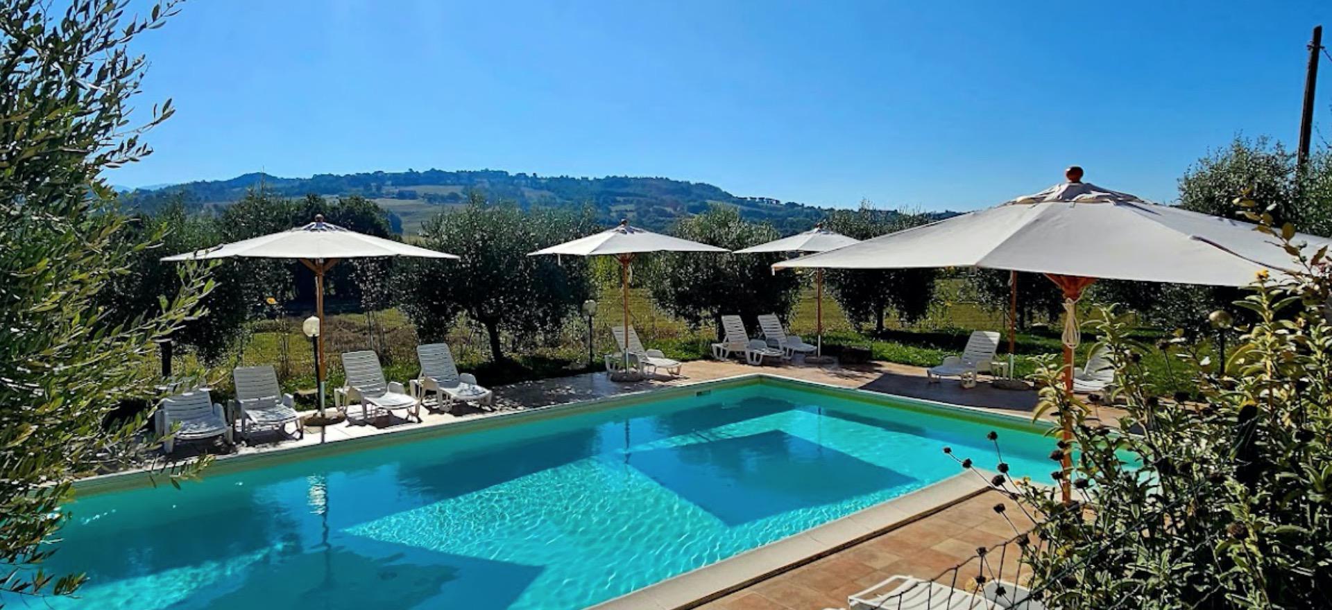 Agriturismo Umbria Hospitable agriturismo in Umbria with restaurant