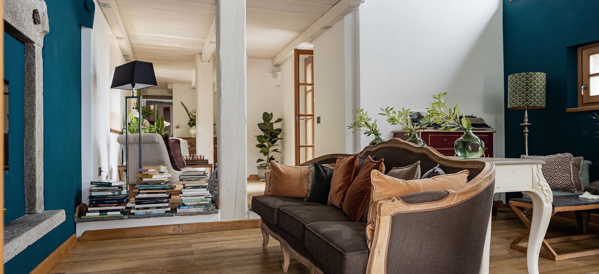 Agriturismo Lake Como and Lake Garda Luxury agriturismo with pool overlooking Lake Como