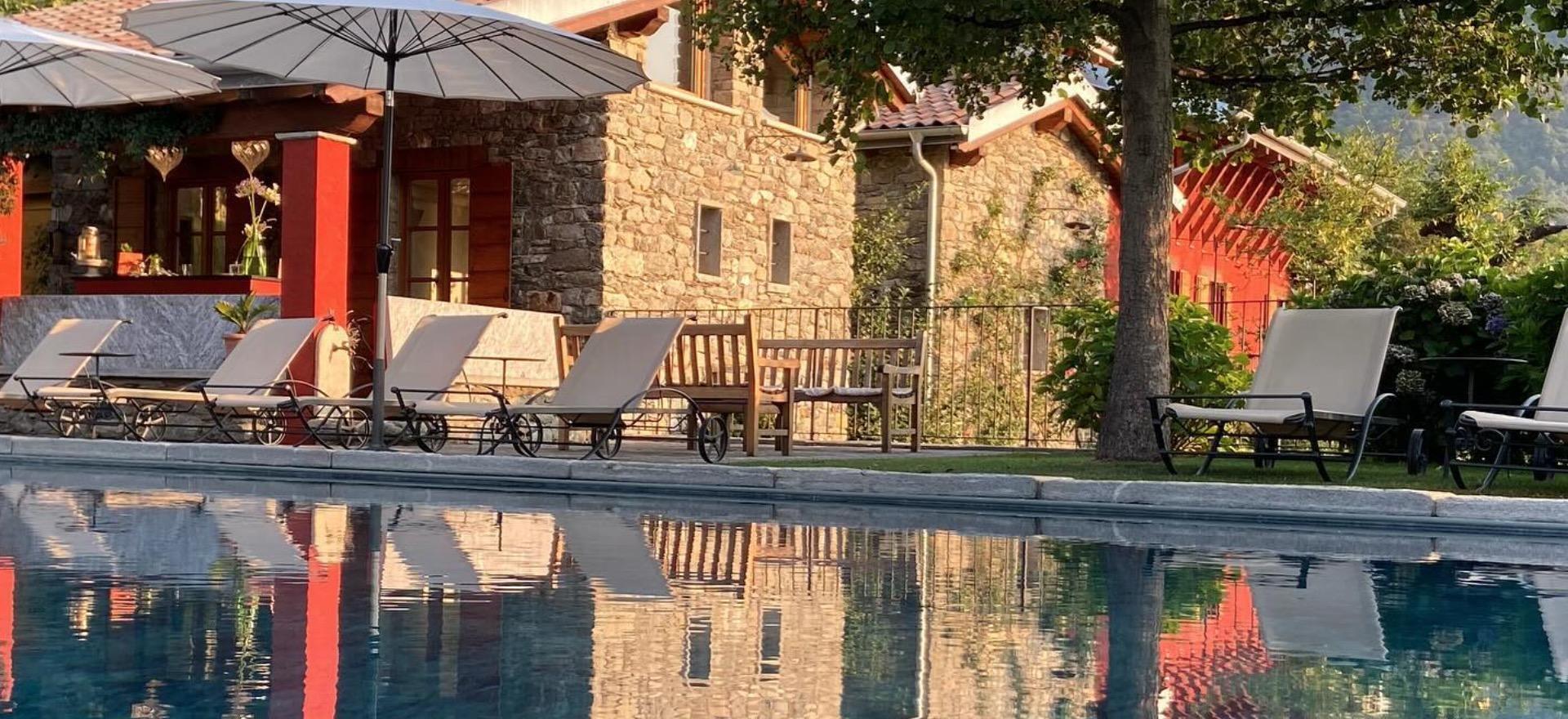 Agriturismo Lake Como and Lake Garda Luxury agriturismo with pool overlooking Lake Como