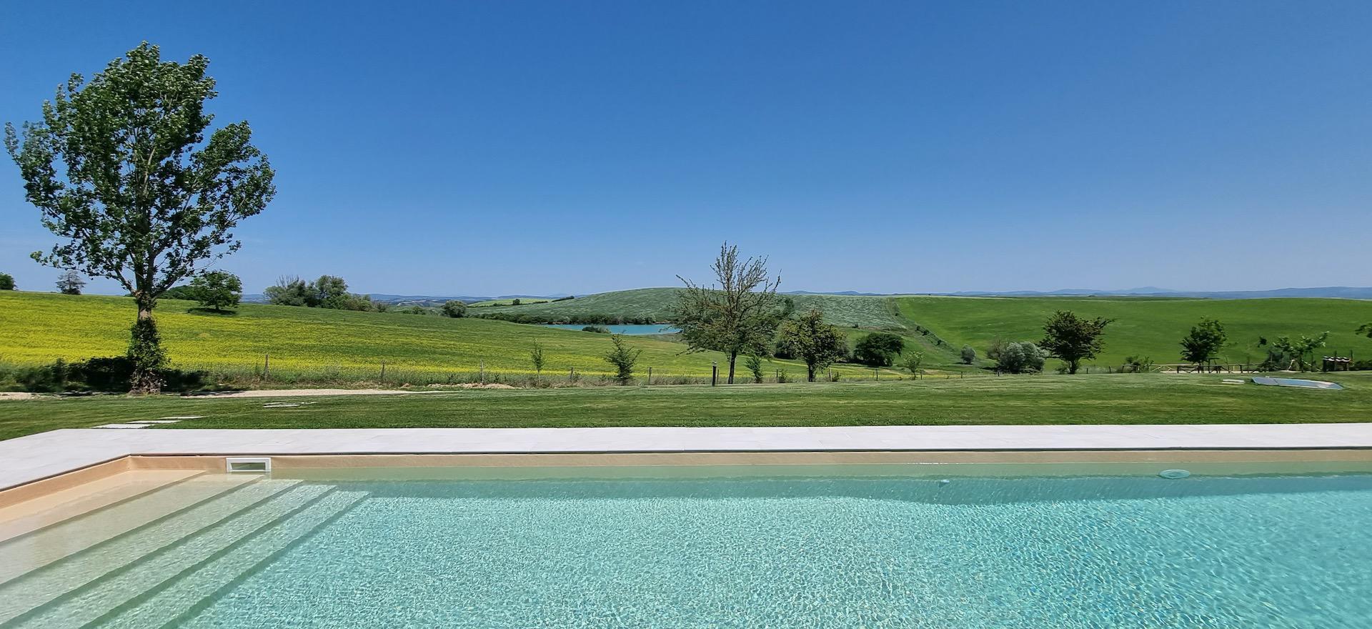 Agriturismo Tuscany Quietly situated agriturismo in Tuscany with nice views