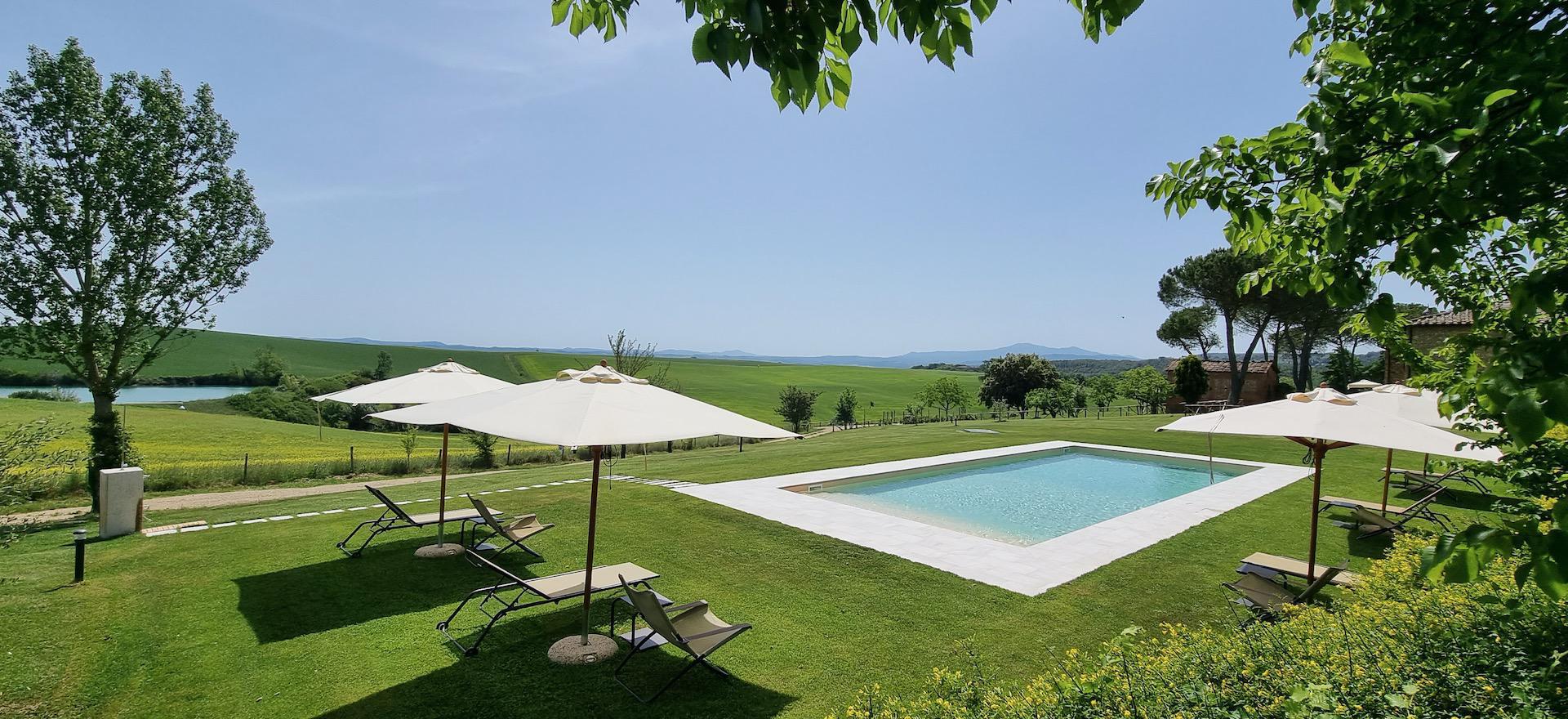 Agriturismo Tuscany Quietly situated agriturismo in Tuscany with nice views