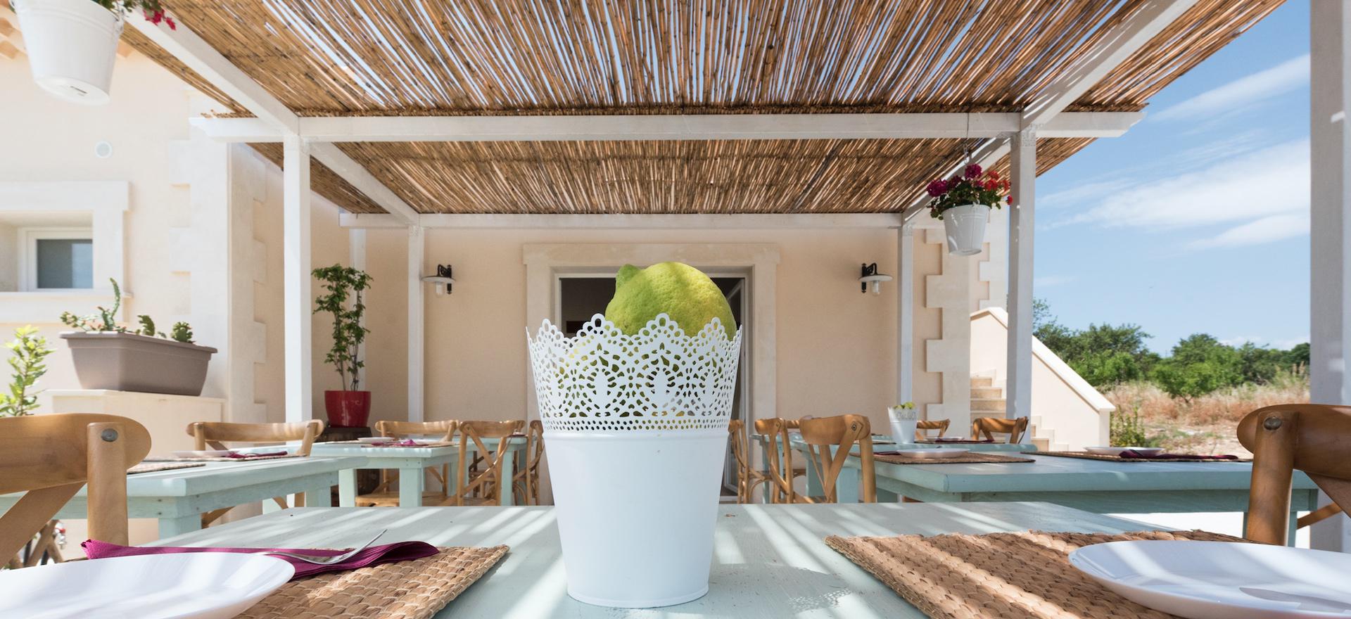 Agriturismo Sicily Superb agriturismo with a view of Noto and near the sea