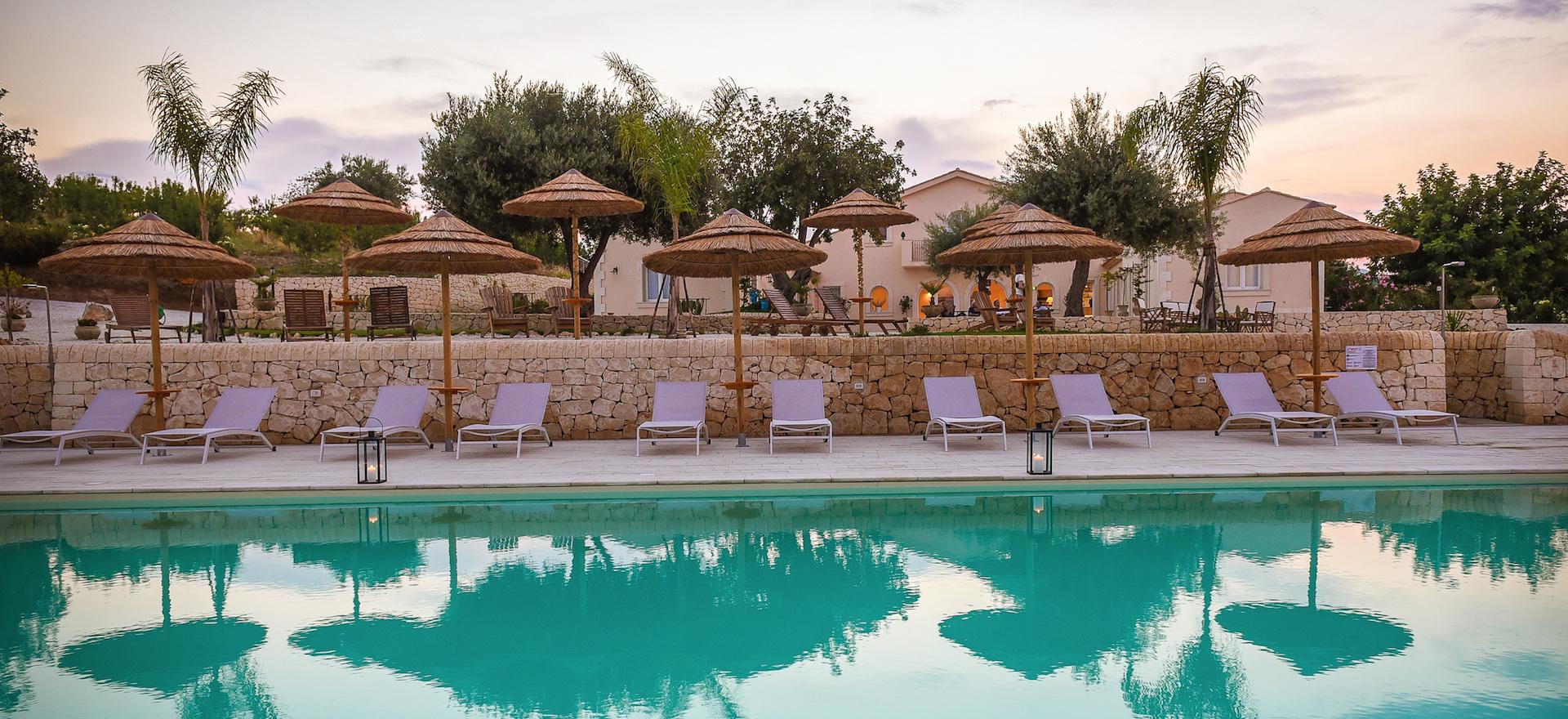 Agriturismo Sicily Superb agriturismo with a view of Noto and near the sea